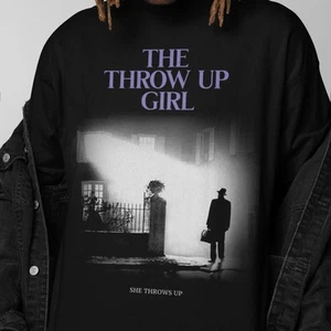 Camiseta The Throw Up Girl Funny The Exorcist Meme. Camisa Halloween vintage. Retr - Imagen 1 de 3