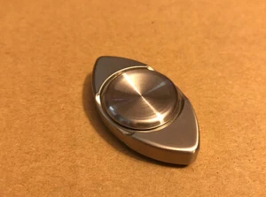 Barra de acero inoxidable hilandero calmante - cepillado y acabado a máquina - raro EDC - Imagen 1 de 6