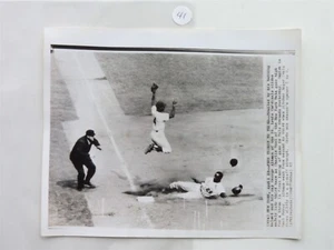  ORIGINAL PHOTO BASEBALL 1963 GEORGE ALTMAN ST LOUIS  VS METS  CHARLIE NEAL  - Imagen 1 de 3
