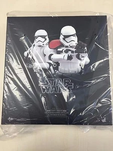 Hot Toys MMS 335 Star Wars Force Awakens First Order Stormtrooper Officer Set  - Picture 1 of 1