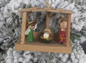 Belén de madera vintage adorno bebé Jesús María José ángel Navidad - Imagen 1 de 9