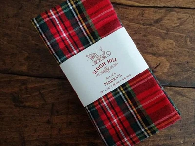 SLEIGH HILL RED TARTAN PLAID Classic CHRISTMAS NAPKIN SET 8PC - Image 1 of 4