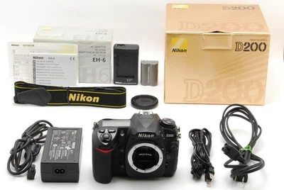 [COMO NUEVO] Cuerpo de cámara digital Nikon D200 10,2 MP SLR con cargador de caja de batería AC JAPÓN Foto 1 de 4