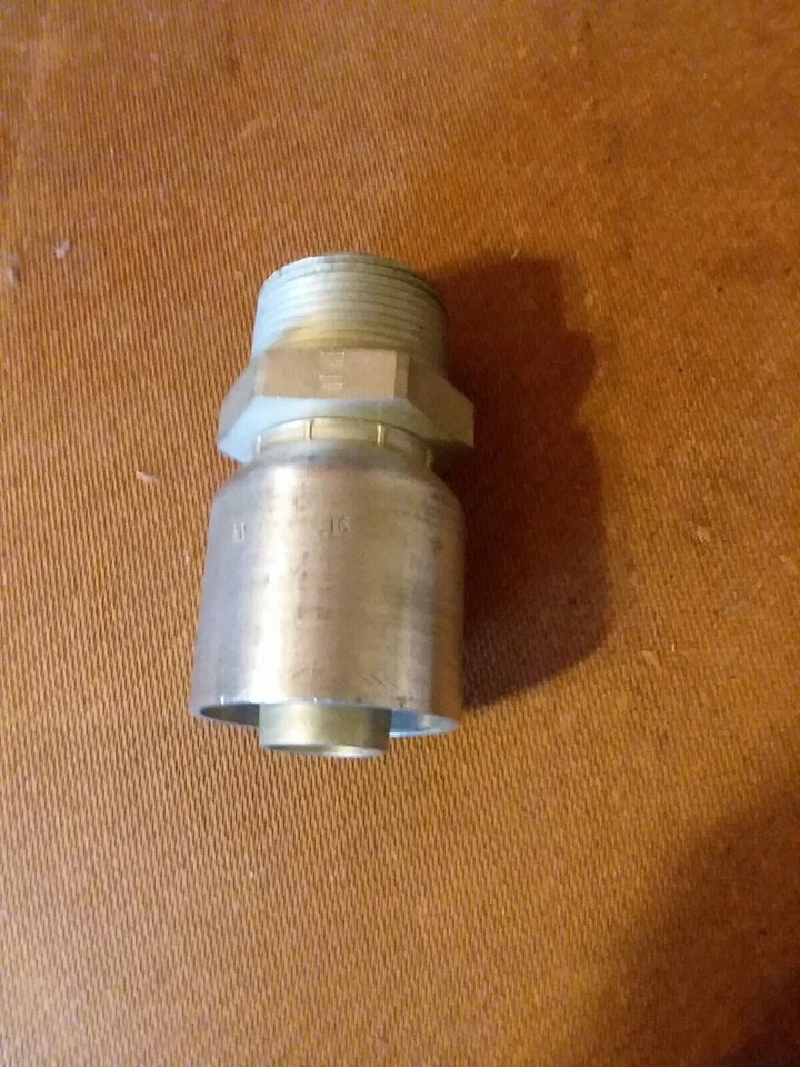 Parker hose end 10171-20-16 - Image 1 of 1