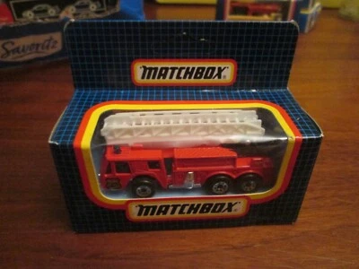 De colección MATCHBOX International Blue Box 1987 Diecast MB-18 Bomberos Nuevo de Lote Antiguo Foto 1 de 4