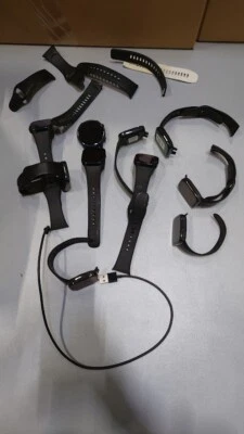 Lot of 10 Smart Watches - For Parts, Not Working, Signs of Use - Image 1 of 4