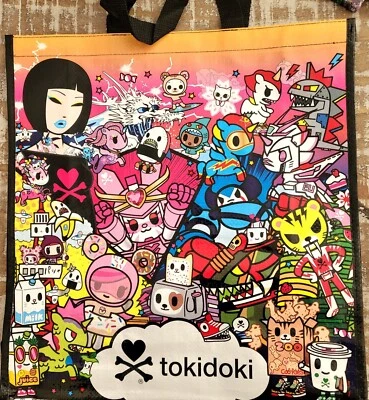 Bolso de Mano Tokidoki "MANGA MANIA" Vinilo Reutilizable con Bolsillo Interior 16.3" H x 15.8" W Foto 1 de 3