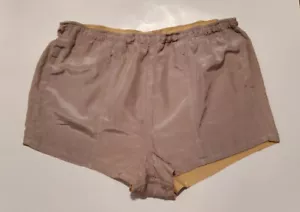 ROYAL SILK Damen Shorts silber-gelb, Taschen, Größe M, gebraucht - Bild 1 von 9
