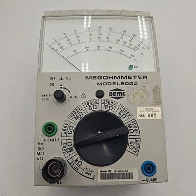 Probador de aislamiento megohmímetro modelo 5000 AEMC usado funciona Foto 1 de 4