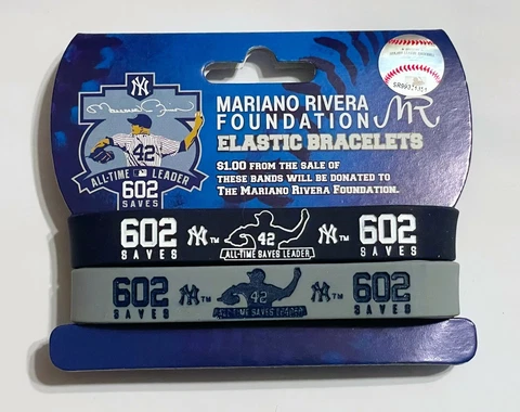 MARIANO RIVERA FOUNDATION 602 SAVES N.Y. YANKEES ELASTIC WRIST-BAND BRACELET SET Cover