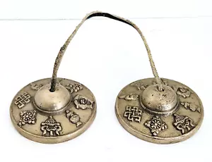 Campanas Tingsha de bronce nepalíes con los ocho símbolos auspiciosos - Imagen 1 de 4