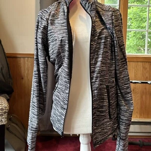 Maurice’s L Zip Up Sweatshirt - Picture 1 of 2
