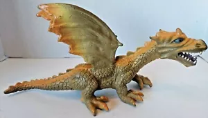 Figura de dragón naranja-amarillo 2005 11""x5"" hecha de plástico - Imagen 1 de 4
