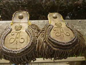 RARE WW1 OR EARLIER PAIR OF INPERIAL RUSSIAN ARTILLERY EPAULETTES - Picture 1 of 6