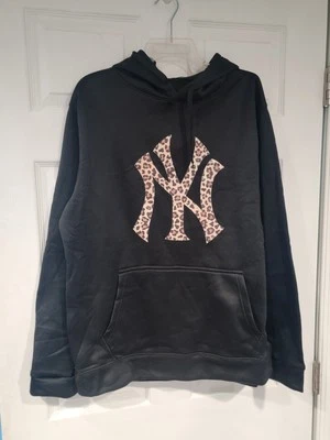 Sudadera con capucha negra y estampado de leopardo de los New York Yankees - talla XL para mujer Foto 1 de 4