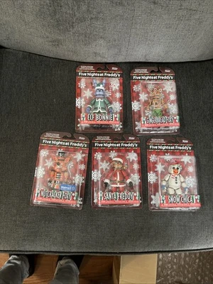 Juego de 5 figuras de acción Funko FNAF Navidad Foto 1 de 2
