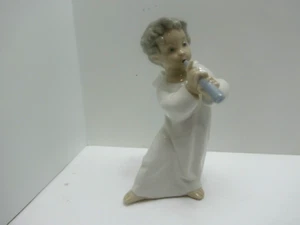 Retired Lladro "Angel Playing Flute" #4540 (1970) 6.25" x 3.25" 3.75" Excellent - Picture 1 of 7