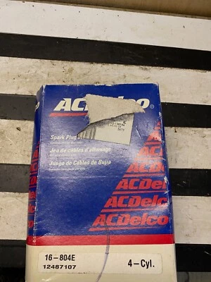 Cables de bujía Acdelco como nuevos OEM Dodge Chrysler Plymouth 2,5 L 16-804e 12487107 Foto 1 de 2