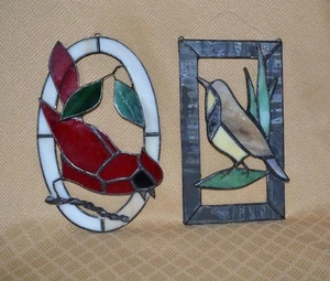 2 Vintage Leaded Stained Glass Suncatchers Handmade signed Birds 7.5 x 4.5 - Picture 1 of 2