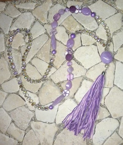 ★ lange Y - Kette ★ FLOWER POWER HIPPIE ★ QUASTE ★ lila & violett ★ - Picture 1 of 3