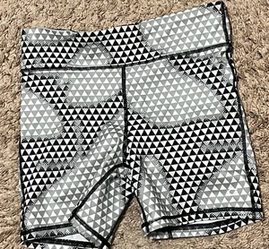 GIRLS GAPFIT ATHLETIC/WORKOUT SHORTS-SIZE XXL (14-16) GEOMETRIC - Picture 1 of 1