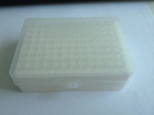 Pipette Tips in Case, 10 uL, 12 x 8 PCS/Pack, White, Polypropylene - Bild 1 von 3