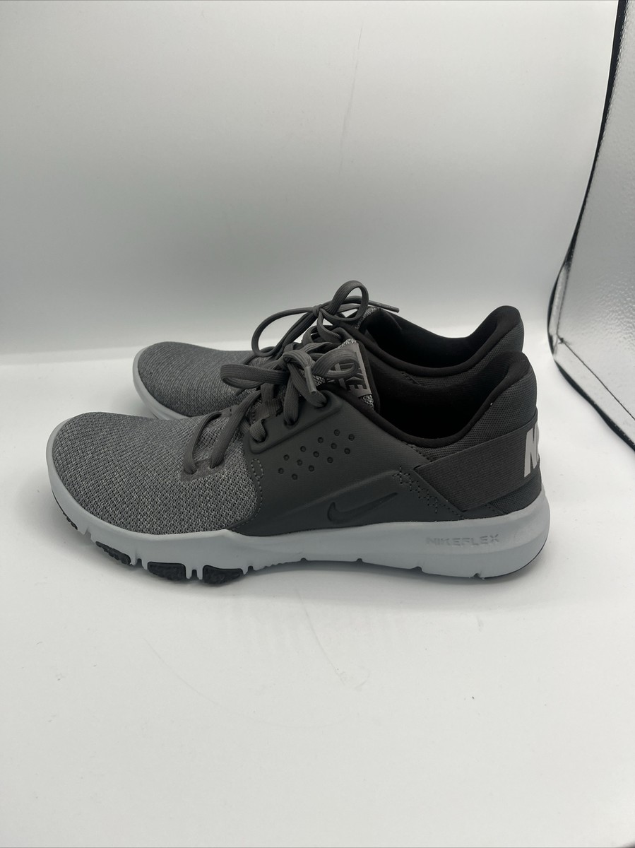 nike at9750