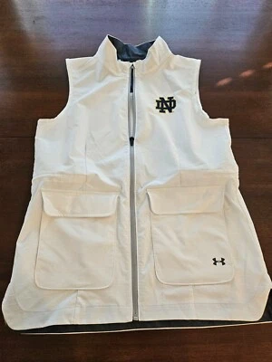 Chaleco Chaqueta Cremallera Completa Equipo de Fútbol Notre Dame Under Armour Talla Mediana Foto 1 de 4