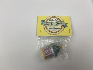 Enesco Teenie Tinies Mini Miniature Doll House Ceramic Bird House Gazebo - Picture 1 of 4