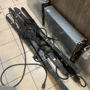 Lot of 5 APC AP8841 Power Distribution Unit Metered Rack PDU 200/208V 30A 300W - Picture 1 of 5