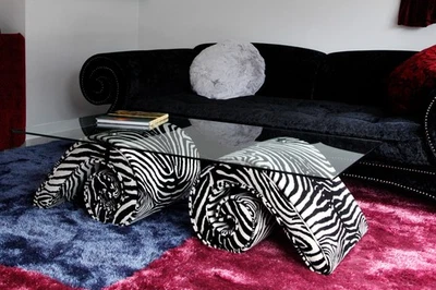 Bretz Design Couchtisch Zebra mit Glasplatte neuwwertig - Bild 1 von 3