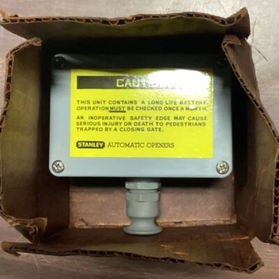 Stanley 1051 Gate Safety Edge Transmitter  331-1051 - Image 1 of 3