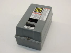 Square D 8536SBG2AS, 8536SDG1V06AS Starter W/ Enclosure - NEW Surplus! - Bild 1 von 9