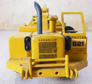 Caterpillar 621 Wheel Tractor Scraper 1/50 NZG #122 cat (27) - Picture 1 of 5
