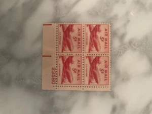 1946-7 U.S. AIRMAIL 5c DC-4 SKYMASTER Plt#Blk Sc#C33 MNH Free Shipping - Picture 1 of 1