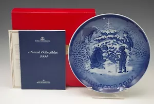 BING AND GRONDAHL PORCELAIN 2004 CHRISTMAS PLATE THE CHRISTMAS TREE NIB - Picture 1 of 5