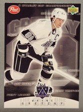 1999-00 Wayne Gretzky L.A. Kings #5 Upper Deck Post (1000th Game) Hockey Card NM