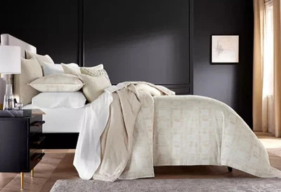 Hotel Collection "Stucco Plaid" 3pc F/Q Duvet Set With Shams, NWOT - Image 1 of 4