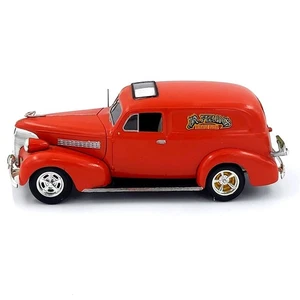 Camión con panel Chevy Monogram 39 Dr Feelgood's Elixir 1:24 modelo 2772 preensamblado - Imagen 1 de 10