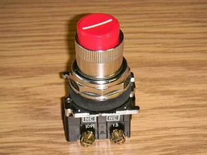 Cutler Hammer Eaton 10250T73 Switch Assembly Heavy Duty 600VAC Std. Duty 250VDC - Picture 1 of 6