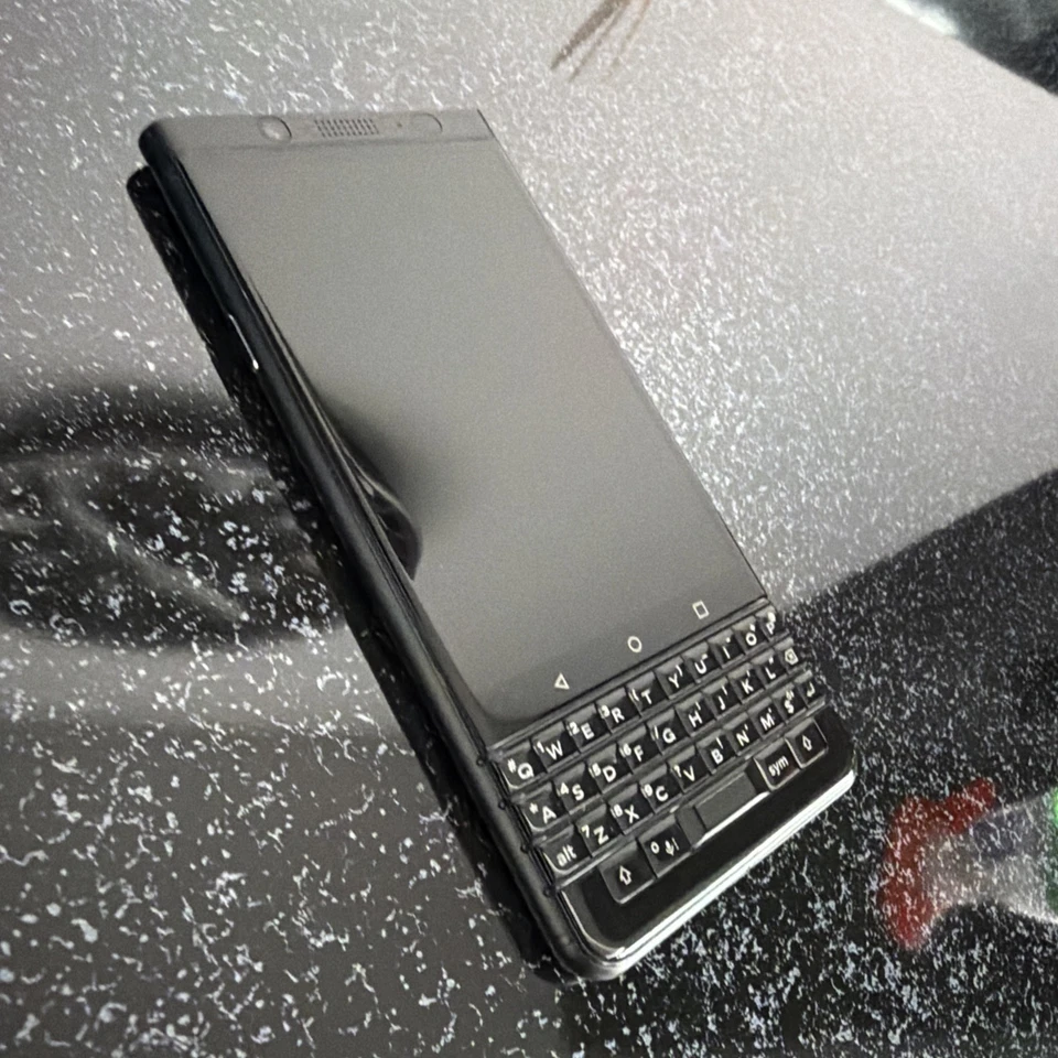 Blackberry Keyone Smartphone 32GB - Image 1 of 4