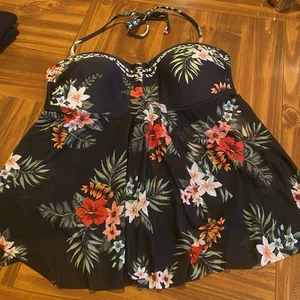 Tankini floral Kona Sol talla grande - Imagen 1 de 9