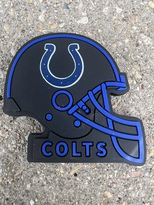 DE COLECCIÓN NFL INDIANAPOLIS COLTS CASCO ALTERNATIVO GOMA TABLA DE PIE IMÁN NUEVO Foto 1 de 3