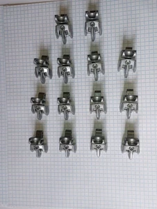 14 pieces Bionicle Hero Factory Lego 15976 Silver Foot w/ 3 Short Claws, socket - Picture 1 of 24