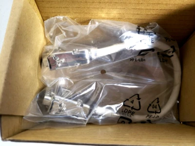 15 Pin Vga to Vga Male 1 Ft cable  Camera Terminal / made in Japan - Image 1 of 4