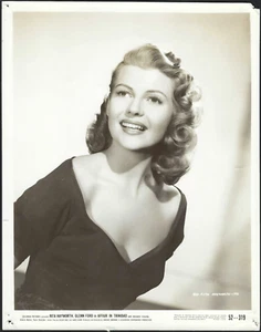 RITA HAYWORTH VINTAGE ORIGINAL PHOTO HOLLYWOOD ACTRESS STUNNING 1957 PORTRAIT - Picture 1 of 2