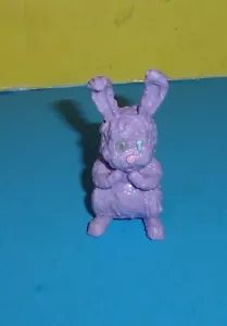 Coniglietto coniglietto look fuso viola 2,5" PVC figura animale giocattolo - Foto 1 di 2
