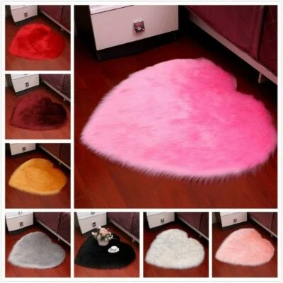 Camera Peluche Area Tappeti Simil Lana Pelliccia Luffy Forma Cuore Coperta No Da - Immagine 1 di 4
