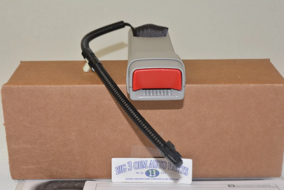 Chevrolet Tahoe GMC Sierra Cadillac LH Driver Side Seat Belt Kit new OE 19121539 - Image 1 of 4