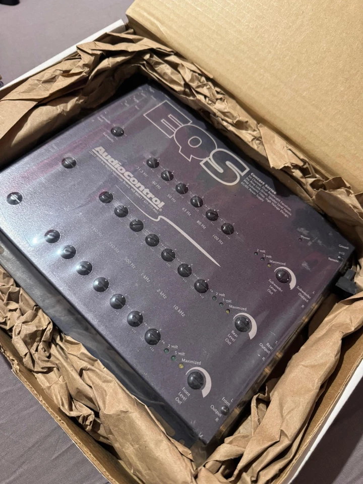 AudioControl EQS- 6 Channel Out equalizer Crossover Audio Control EQ equaliser - Image 1 of 3